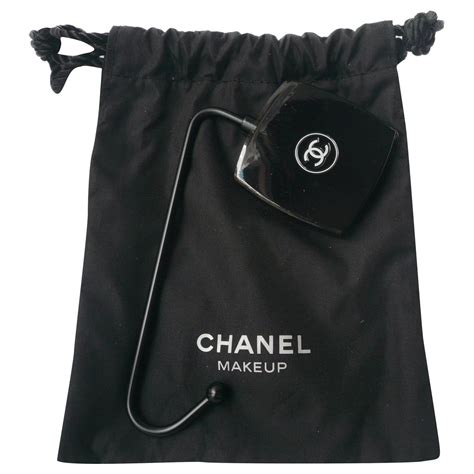 accroche sac chanel